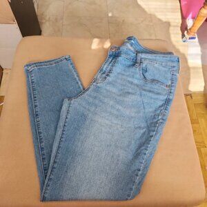 Old Navy 16 super skinny mid rise jeans